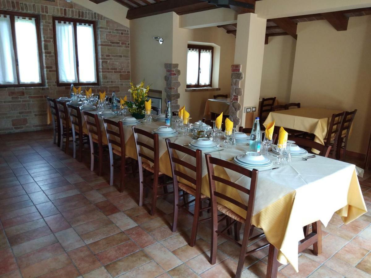 Agriturismo "Le Piagge" Castelplanio Екстериор снимка